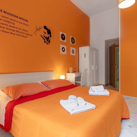 Bed and Breakfast Colori E Note Nápoles Exterior foto